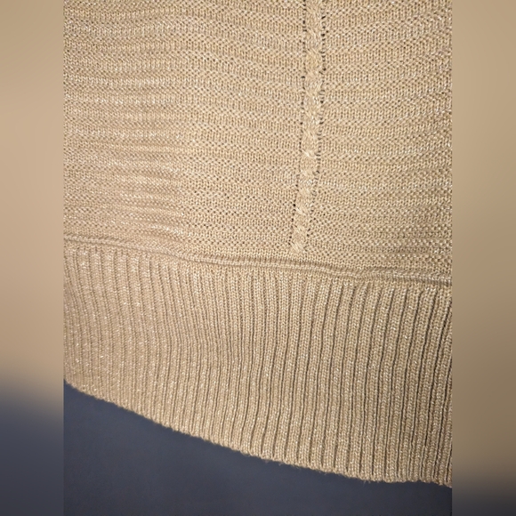 Gold Sparkly Nine West Sweater Size Small - Picture 6 of 6